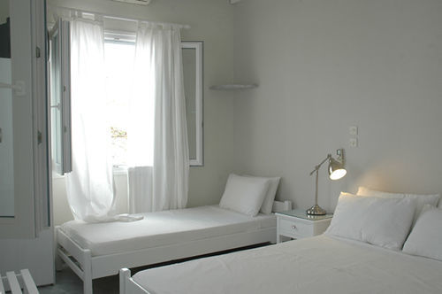 Lucas Rooms Tinos ภายนอก รูปภาพ