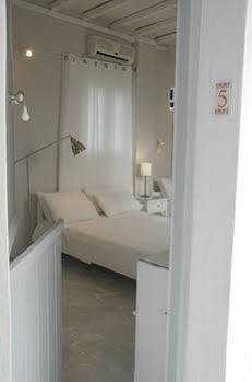 Lucas Rooms Tinos ภายนอก รูปภาพ